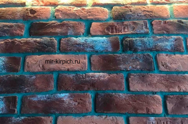 Декоративный кирпич Орлеан 490 в отделке гостиной