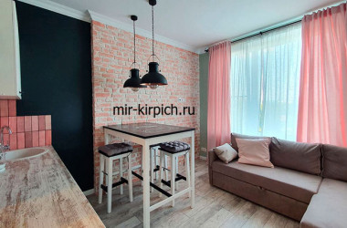 Loft-студия с декоративным кирпичом Red Snow