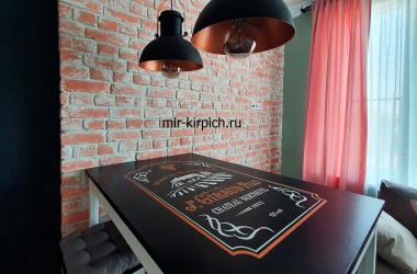 Loft-студия с декоративным кирпичом Red Snow